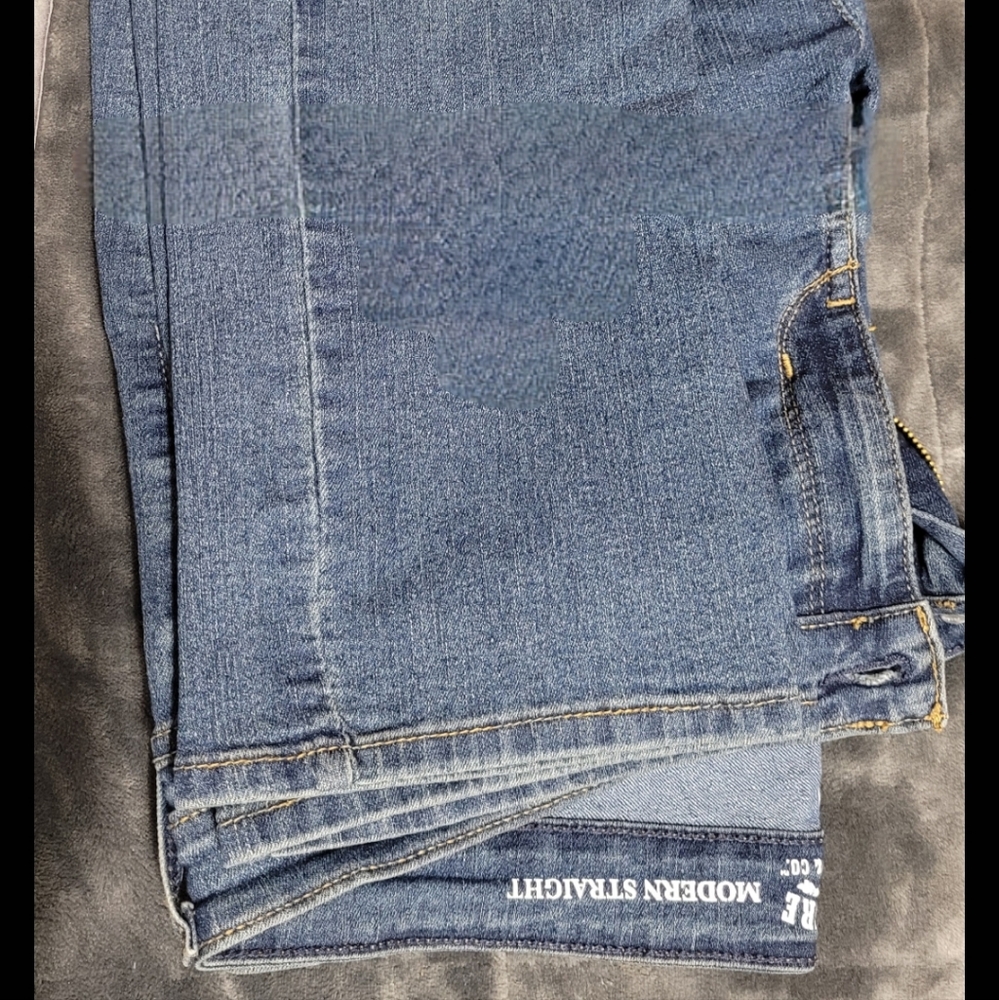 Levis Modern Straight Jeans